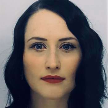A portrait photograph of Sara Armstrong